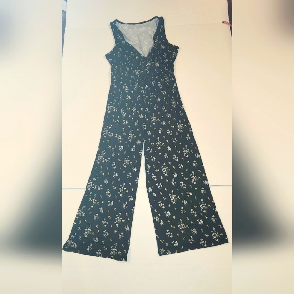 Black Floral Wide Leg V-Neck Wrap Jumpsuit Large L EUC Cottagecore